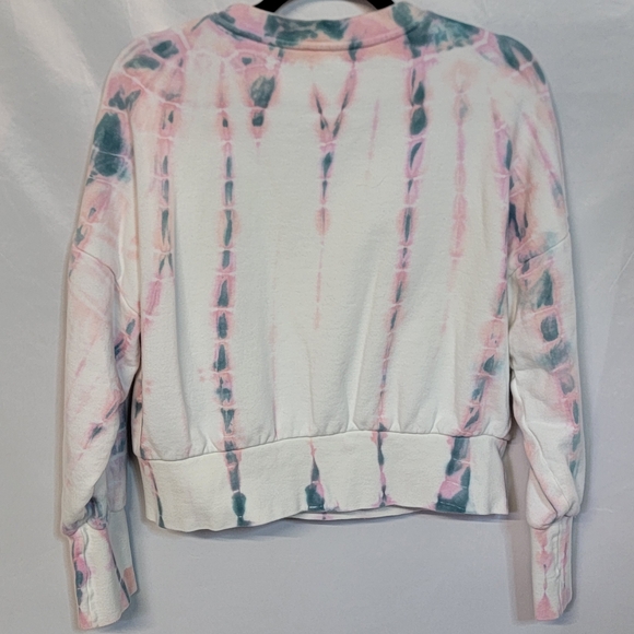 Old Navy Women's Pink and Blue Crop  Tie-Dye Sweatshirt Size Medium - Picture 2 of 10